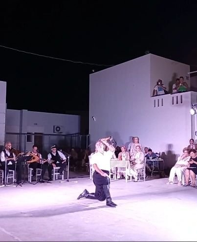 Χορός του δρεπανιού 