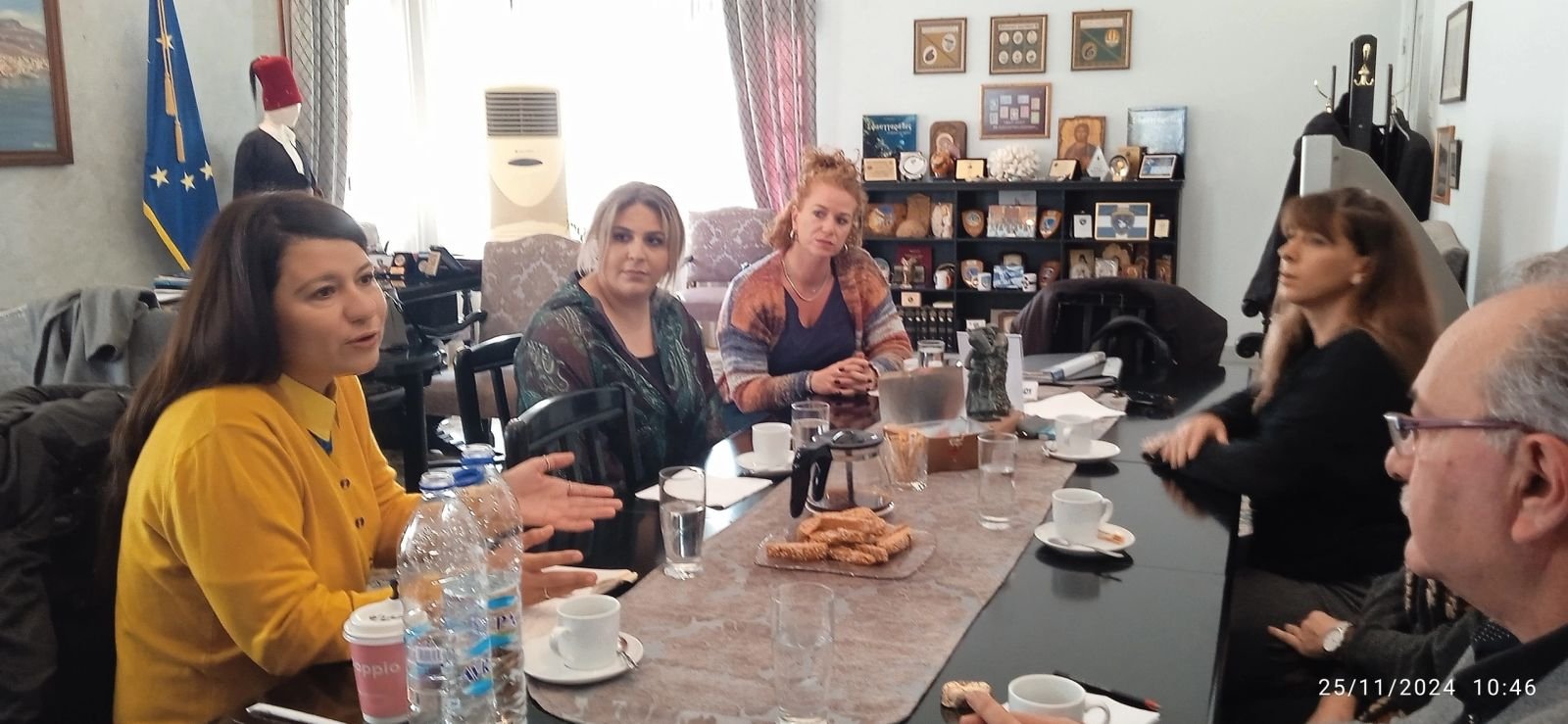 Συνάντηση γυναικών για εξάλειψη βίας Συνάντηση γυναικών για εξάλειψη βίας