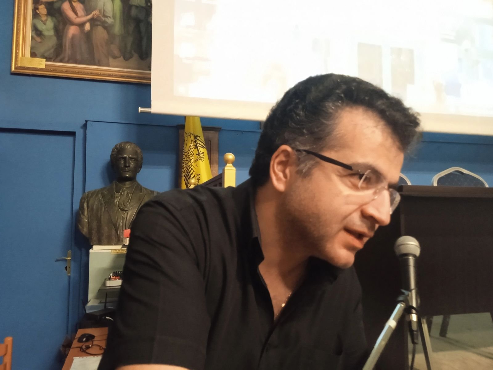 President of the Reading Society of Kalymnos "The Muses" , Panagiotis Pizanias