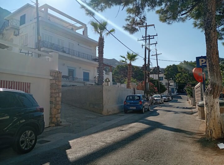 Μασούρι - Μυρτιές χώρος στάθμευσης
